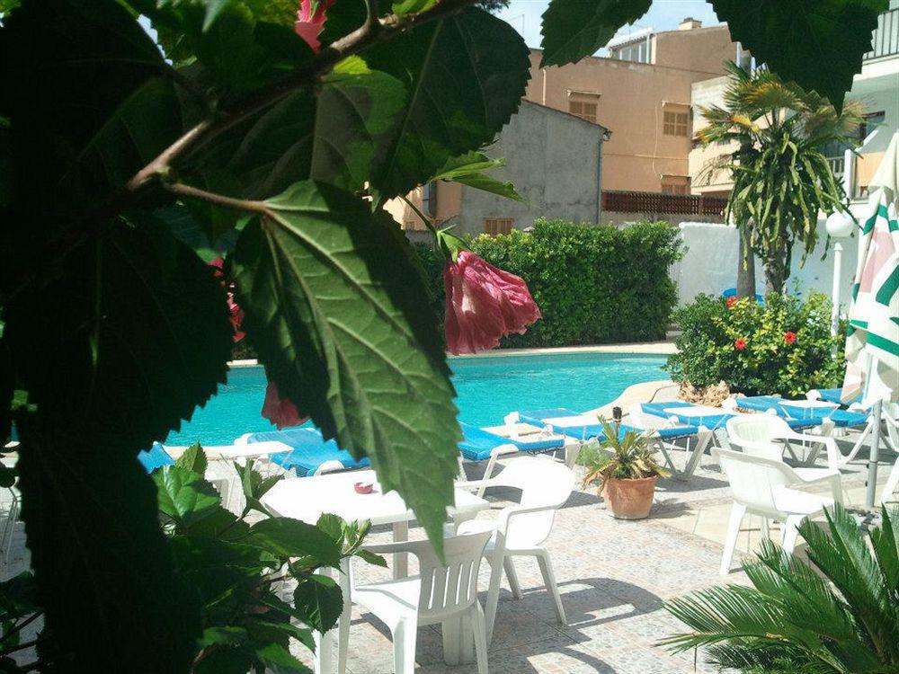 Hostal Casa Bauza 칼라 라트자다 외부 사진