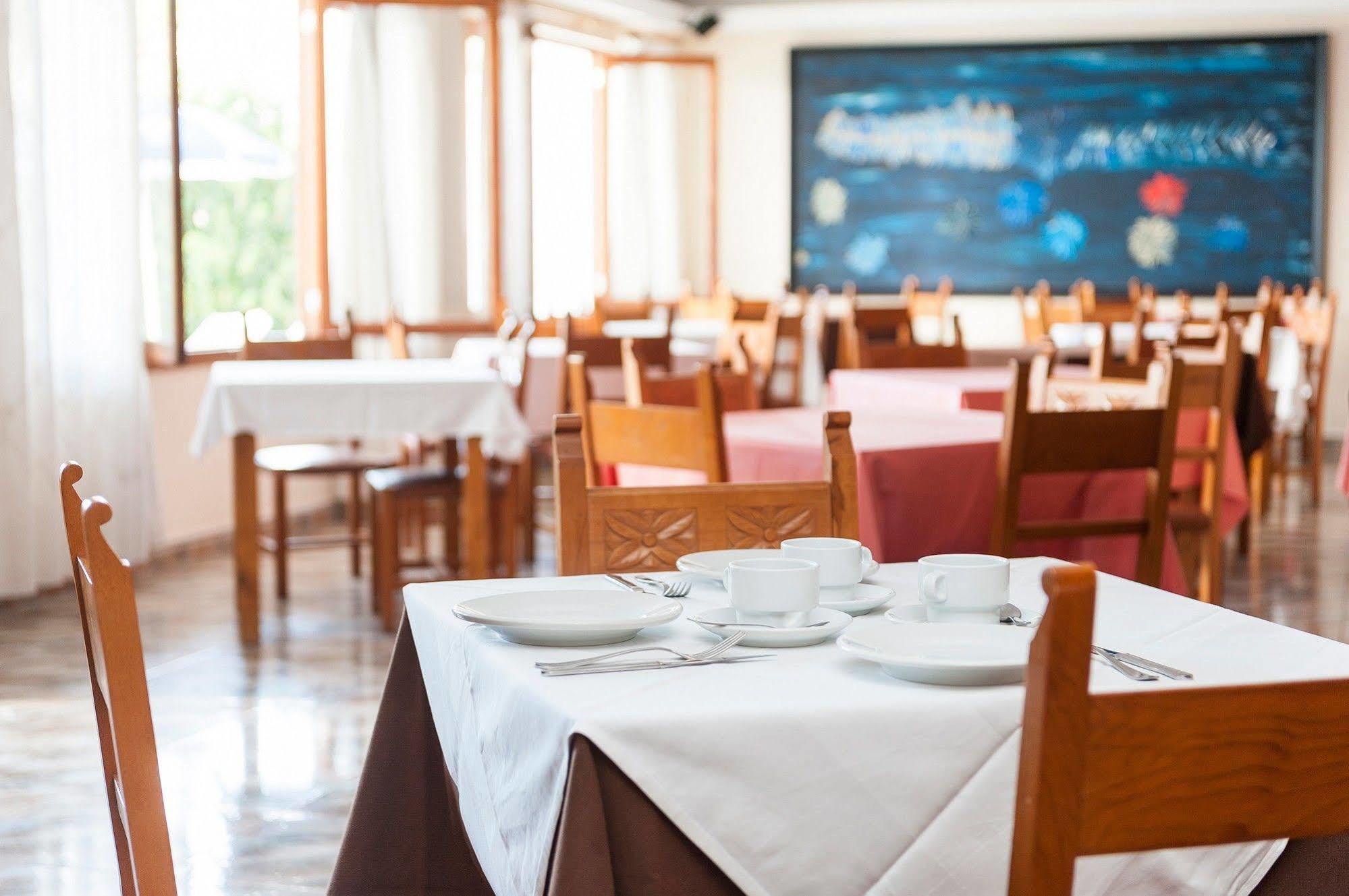 Hostal Casa Bauza 칼라 라트자다 외부 사진