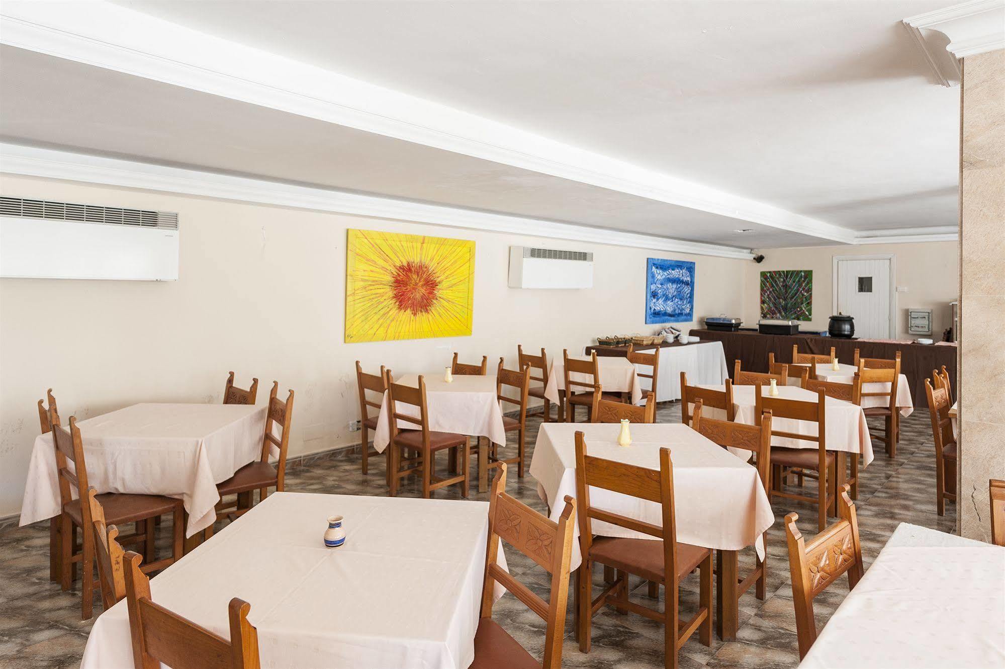 Hostal Casa Bauza 칼라 라트자다 외부 사진