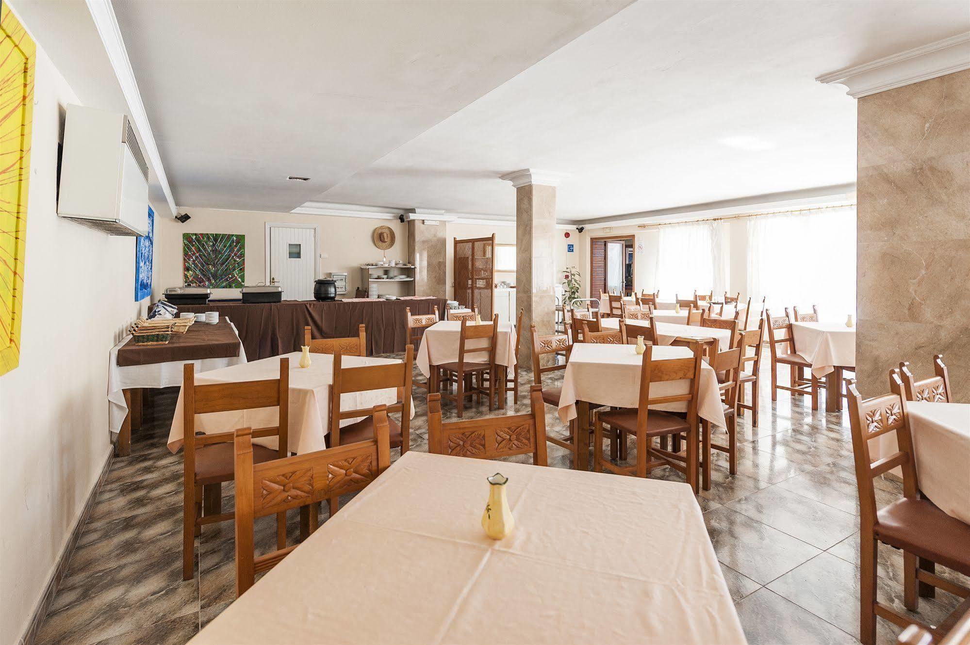 Hostal Casa Bauza 칼라 라트자다 외부 사진